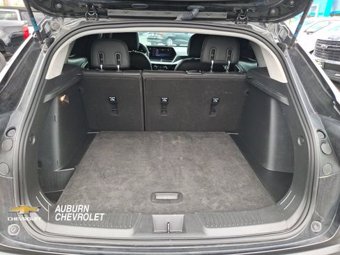 Used 2024 Chevrolet Trax LT FWD image 19