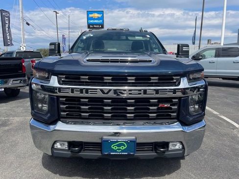 Used 2021 Chevrolet Silverado 2500 LT w/ Convenience Package AWD/4WD image 16