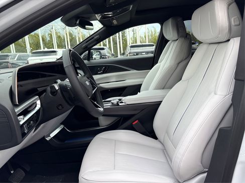 New 2026 Cadillac Lyriq Luxury image 9