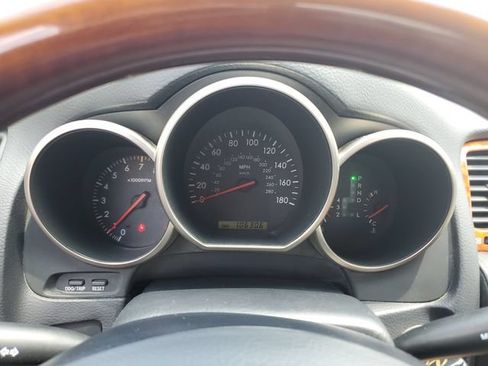 Used 2005 Lexus SC 430 Convertible RWD image 23