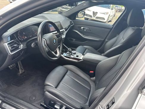 Used 2019 BMW 330i xDrive Sedan w/ Driving Assistance Package AWD/4WD image 27