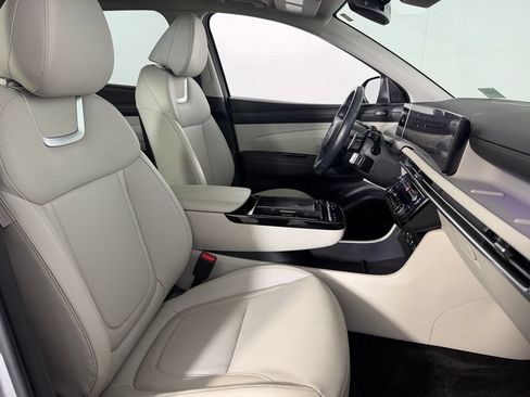 Used 2025 Hyundai Tucson Limited AWD/4WD image 34