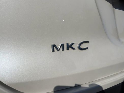 Used 2016 Lincoln MKC Reserve w/ Lincoln MKC Climate Package image 17