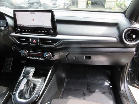 Used 2024 Kia Forte GT-Line FWD image 28