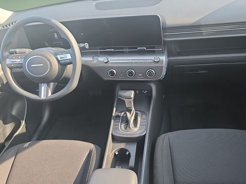 New 2026 Hyundai Kona SE FWD image 10