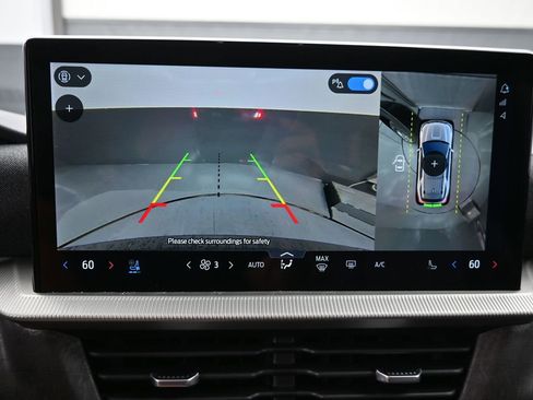 New 2026 Ford Explorer Platinum image 31