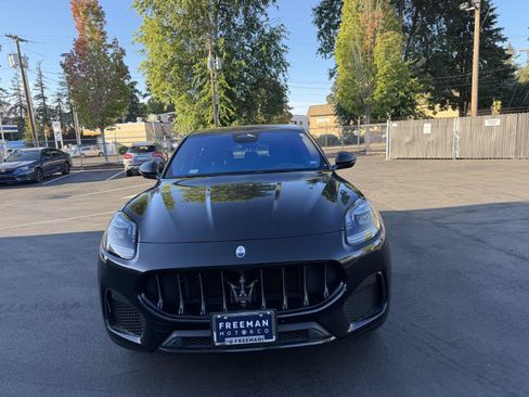 Used 2024 Maserati Grecale GT AWD/4WD image 2