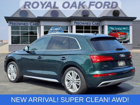 Used 2018 Audi Q5 2.0T Premium Plus w/ Premium Plus Package AWD/4WD image 2