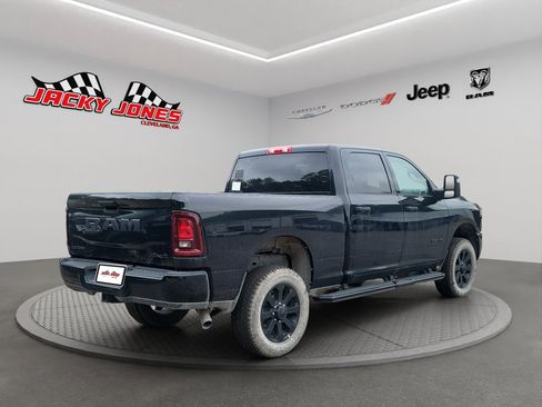Used 2025 RAM 2500 Big Horn AWD/4WD image 5