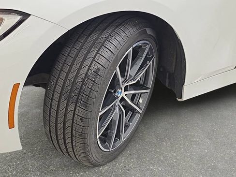 Used 2020 BMW 330i xDrive Sedan w/ Driving Assistance Package AWD/4WD image 32