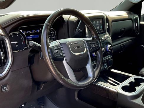 Used 2022 GMC Sierra 3500 Denali AWD/4WD image 18