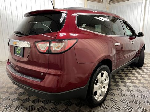 Used 2017 Chevrolet Traverse LT w/ Style and Technology Package AWD/4WD image 17