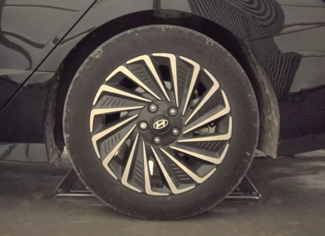 Used 2024 Hyundai Sonata Limited FWD image 11