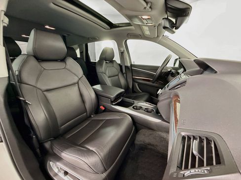Used 2020 Acura MDX SH-AWD image 26