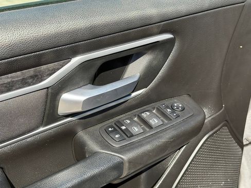 Used 2023 RAM 1500 Big Horn AWD/4WD image 12