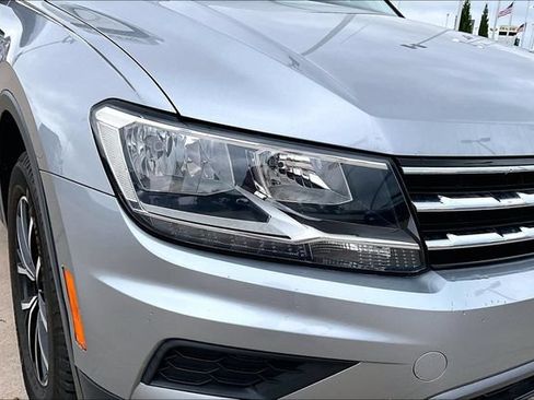 Used 2021 Volkswagen Tiguan SEL AWD/4WD image 30