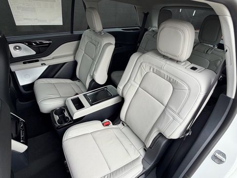 New 2026 Lincoln Aviator Reserve image 22