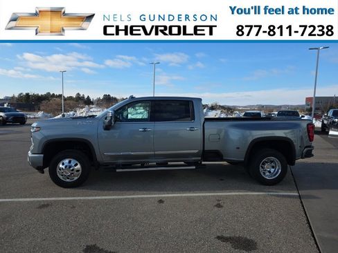 New 2026 Chevrolet Silverado 3500 High Country w/ Technology Package AWD/4WD image 4