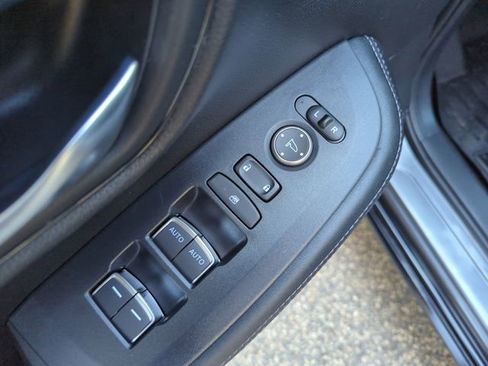 Used 2024 Honda HR-V EX-L image 14