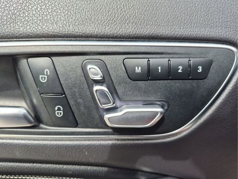 Used 2019 Mercedes-Benz GLA 250 4MATIC image 14