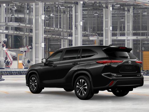New 2026 Toyota Highlander XLE AWD/4WD image 6