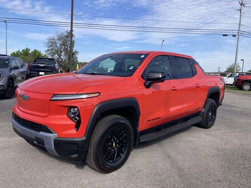 New 2026 Chevrolet Silverado EV LT AWD/4WD image 8