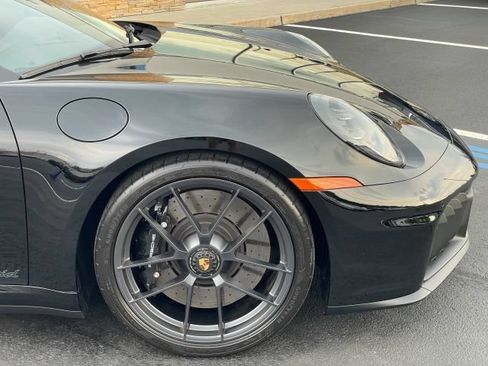 Used 2026 Porsche 911 Carrera GTS RWD image 21