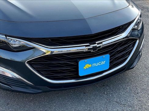 Used 2021 Chevrolet Malibu RS FWD image 30