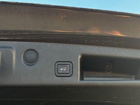 Used 2024 Chevrolet Equinox LT image 31