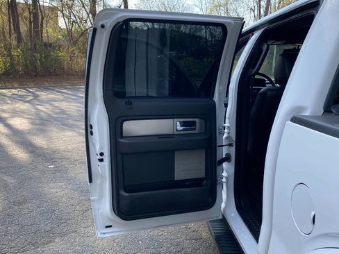 Used 2014 Ford F150 FX4 w/ Equipment Group 402A Luxury image 45