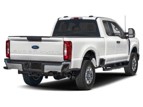 New 2026 Ford F250 XLT w/ Snow Plow/Camper Package image 2