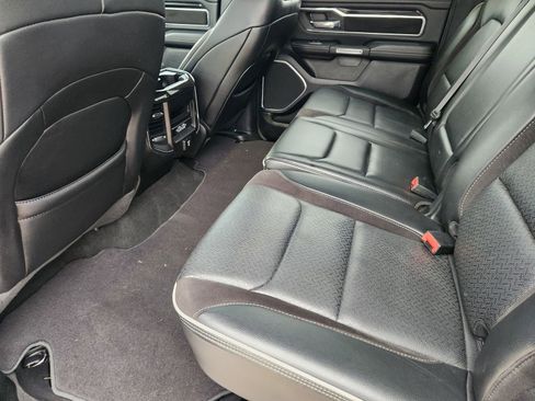 Used 2022 RAM 1500 Laramie AWD/4WD image 30
