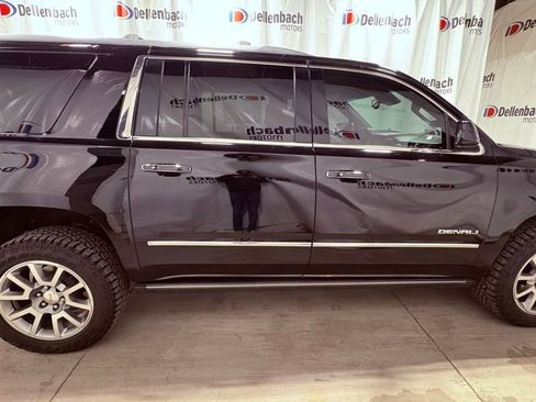 Used 2015 GMC Yukon XL Denali w/ Premium Package AWD/4WD image 6