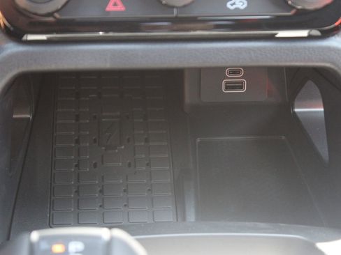 New 2025 Ford Ranger Raptor image 24