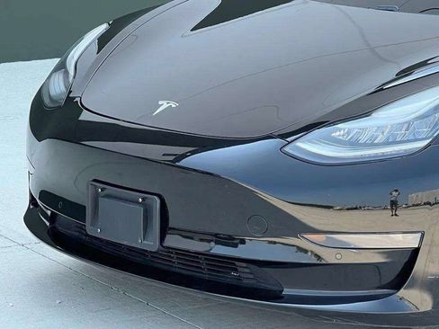 Used 2020 Tesla Model 3 Standard Range Plus RWD image 30