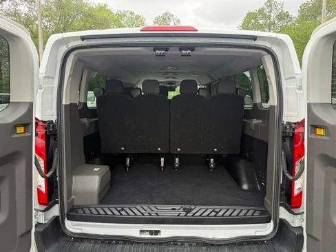 Used 2024 Ford Transit 350 XLT RWD image 9