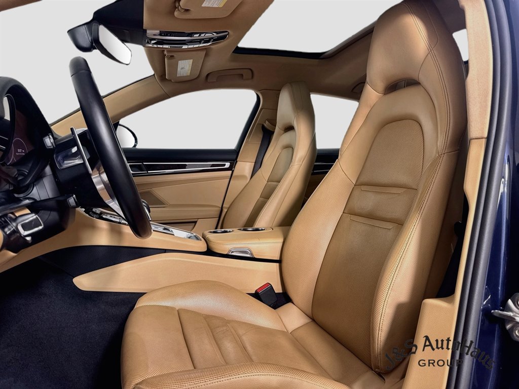 Used 2018 Porsche Panamera 4 AWD/4WD image 11