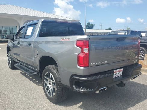 Used 2019 Chevrolet Silverado 1500 LT Trail Boss AWD/4WD image 3