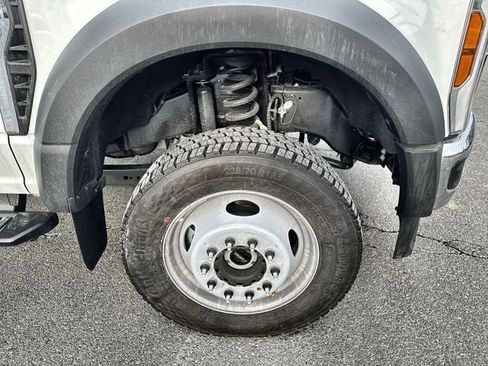 New 2026 Ford F450 XL w/ XL Chrome Package image 9