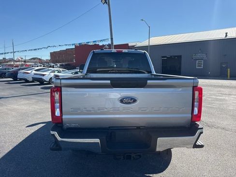 Used 2024 Ford F350 XLT AWD/4WD image 8