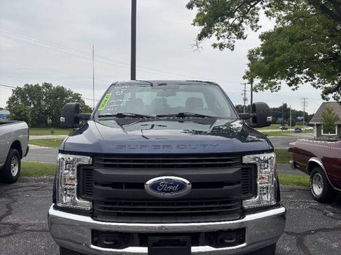 Used 2017 Ford F350 XL AWD/4WD image 3
