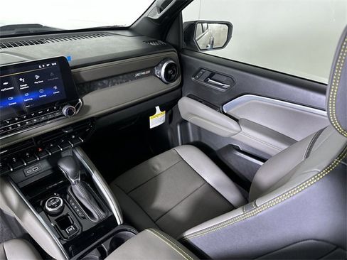 New 2026 Chevrolet Colorado ZR2 w/ Technology Package image 35