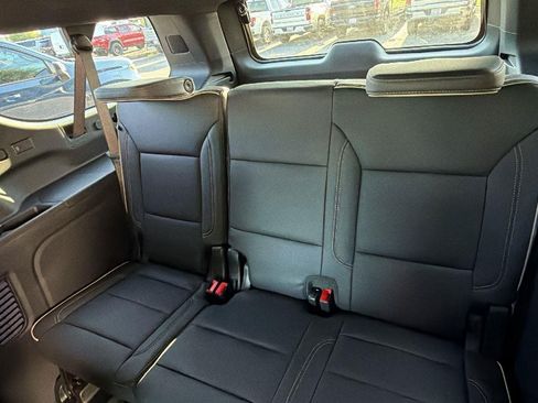 New 2026 Chevrolet Suburban Premier w/ Sun And Tow Package AWD/4WD image 20