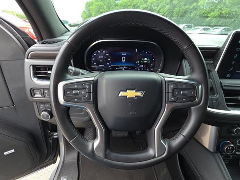 Used 2024 Chevrolet Tahoe LT AWD/4WD image 17