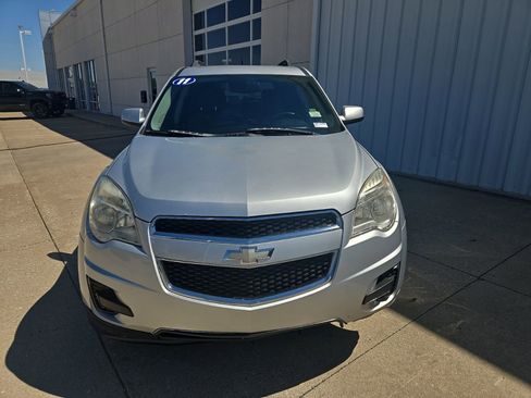 Used 2011 Chevrolet Equinox LT w/ Driver Convenience Package FWD image 3