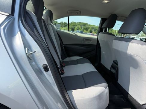 Used 2023 Toyota Corolla LE FWD image 20