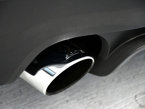 Used 2012 Ford Mustang Shelby GT500 w/ Electronics Pkg image 15