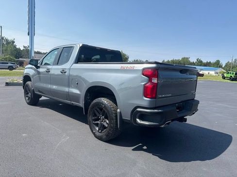 Used 2019 Chevrolet Silverado 1500 Custom Trail Boss w/ Custom Convenience Package AWD/4WD image 3