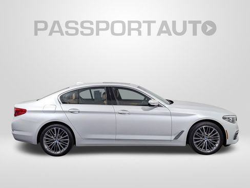 Used 2020 BMW 530i xDrive w/ Premium Package AWD/4WD image 8