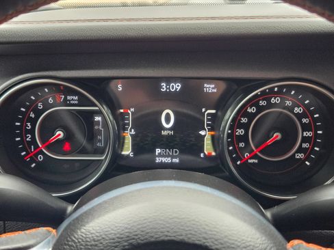 Used 2021 Jeep Gladiator Mojave AWD/4WD image 14